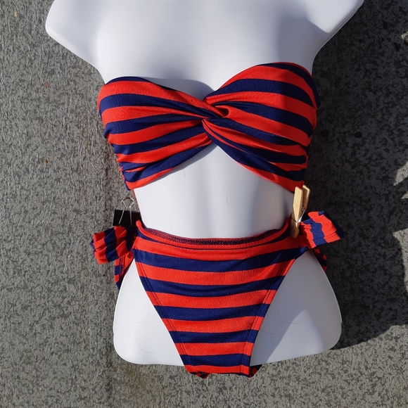 Bikini Set - Picture 11 of 12